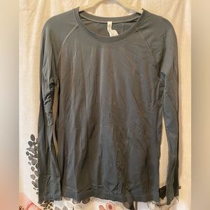 Athlete long sleeve. Size L. Gently used. Color green